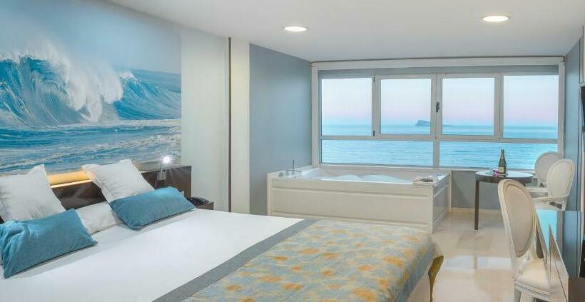 带海景及按摩浴缸标准房间, Villa del Mar
