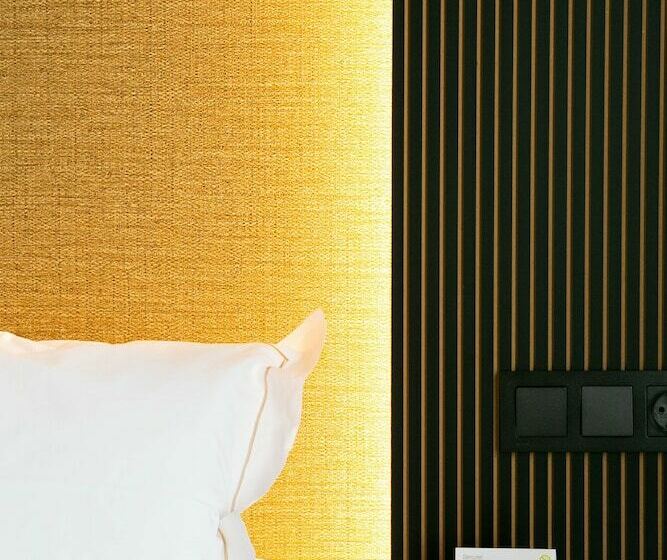 Полулюкс, Sercotel Ciudad De Oviedo