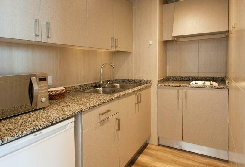サイドシービュー１ベッドルームアパートメント, Apartamentos Vistasol