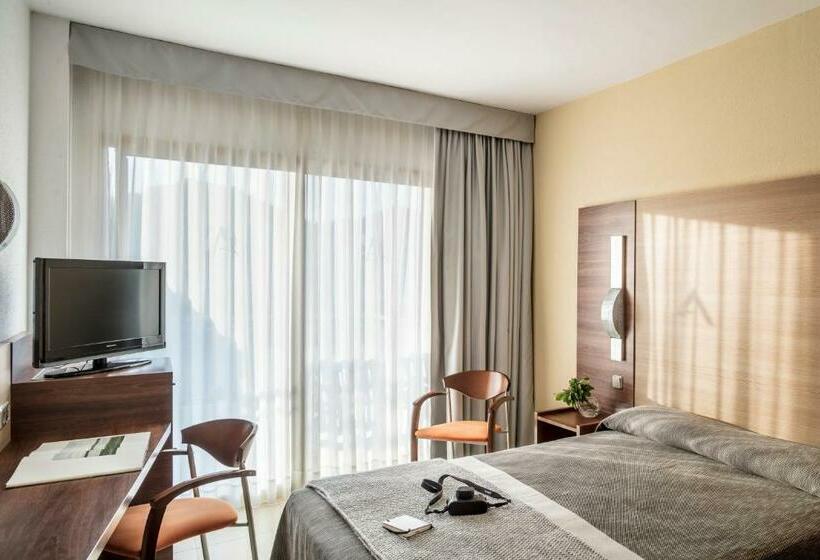 اتاق استاندارد, Aqua Hotel Aquamarina & Spa