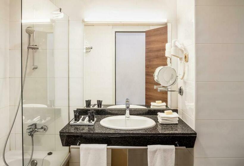 اتاق استاندارد, Aqua Hotel Aquamarina & Spa