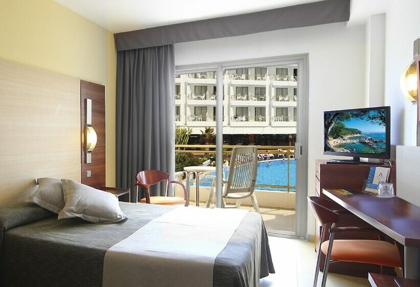 اتاق استاندارد, Aqua Hotel Aquamarina & Spa