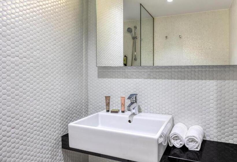 Классический Номер, Citadines Ramblas Barcelona