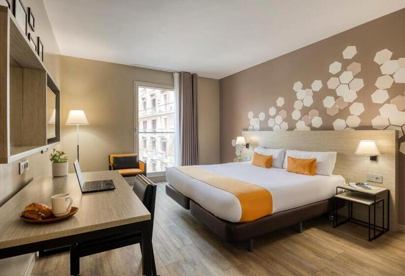 Студия Стандарт, Citadines Ramblas Barcelona