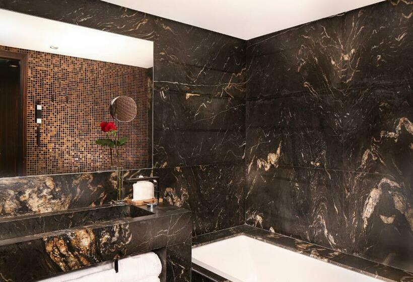 سوییت جونیور, Claris Hotel & Spa Gl, A Small Luxury Hotel Of The World