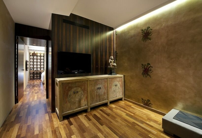 سوییت جونیور, Claris Hotel & Spa Gl, A Small Luxury Hotel Of The World