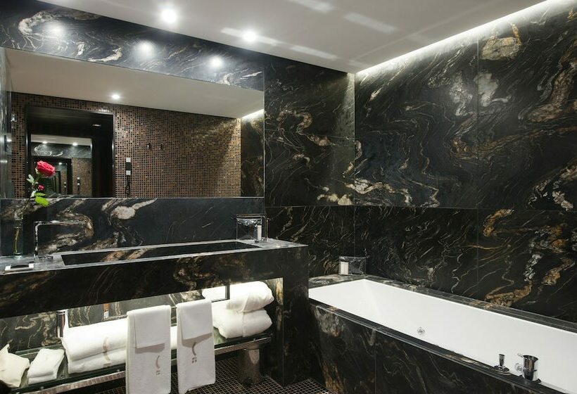 سوییت جونیور, Claris Hotel & Spa Gl, A Small Luxury Hotel Of The World