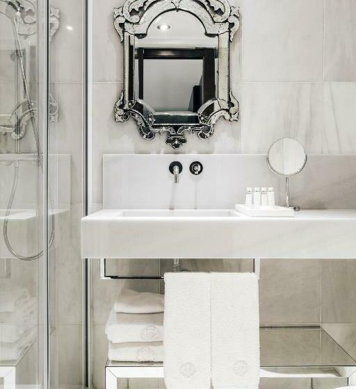 سوئیت با تخت بزرگ, Claris Hotel & Spa Gl, A Small Luxury Hotel Of The World