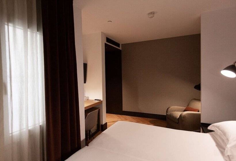 اتاق استاندارد, Alexandra Barcelona Hotel, Curio Collection By Hilton