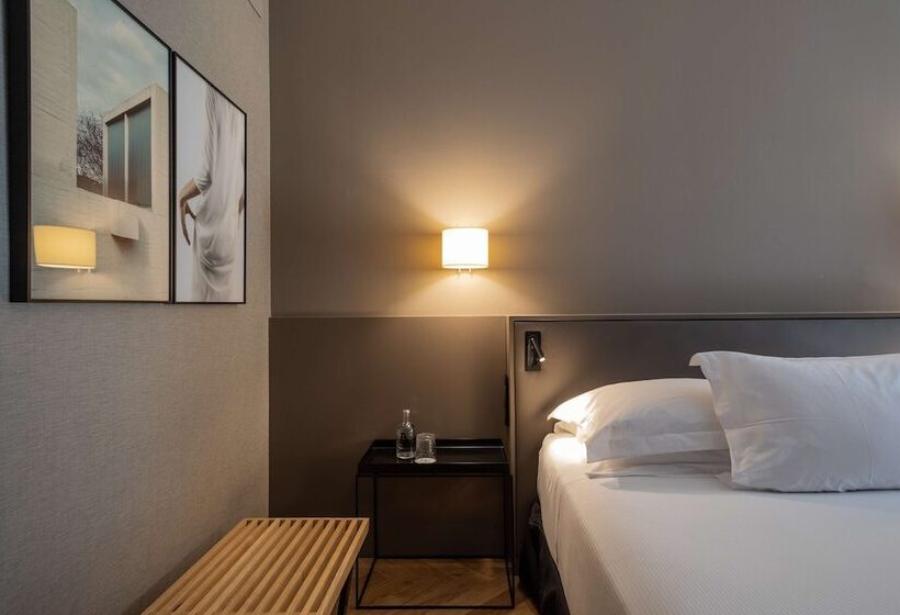 اتاق استاندارد, Alexandra Barcelona Hotel, Curio Collection By Hilton