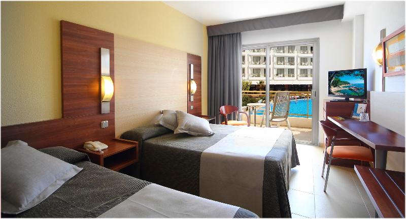 اتاق پرمیوم, Aqua Hotel Aquamarina & Spa