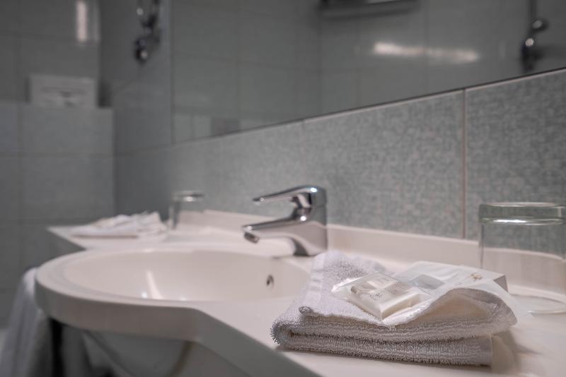 اتاق استاندارد, Aqua Hotel Aquamarina & Spa