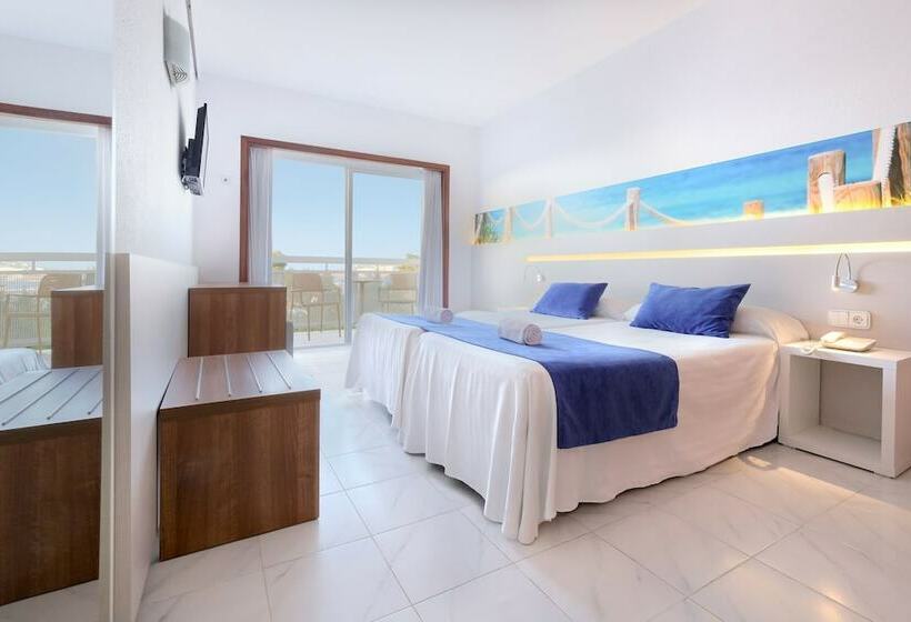 اتاق پرمیوم, Azuline Hotel Bergantin