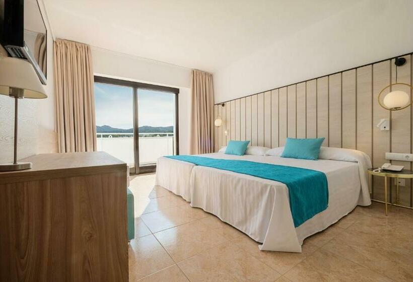 اتاق پرمیوم با چشم‌انداز دریا, Azuline Hotel Bergantin