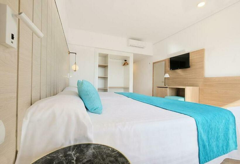 اتاق پرمیوم با چشم‌انداز دریا, Azuline Hotel Bergantin