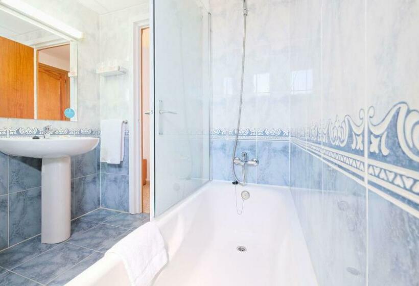 اتاق استاندارد یک نفره, Azuline Hotel S Anfora & Fleming