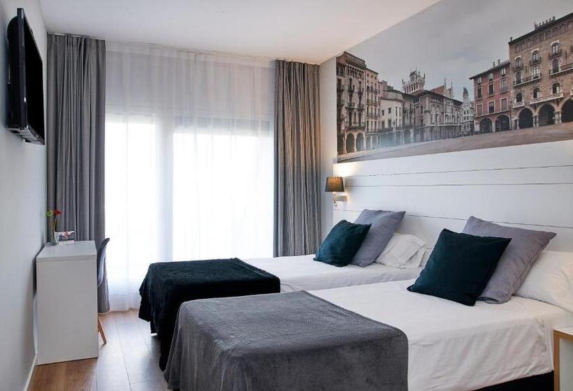 اتاق استاندارد, Can Pamplona