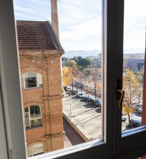 اتاق استاندارد یک نفره, Can Pamplona