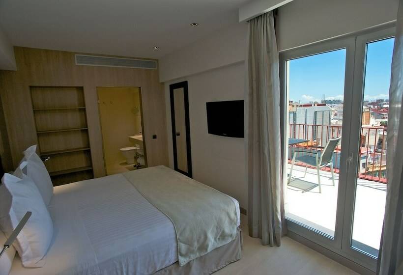 Standard Room with Terrace, Catalonia Atenas