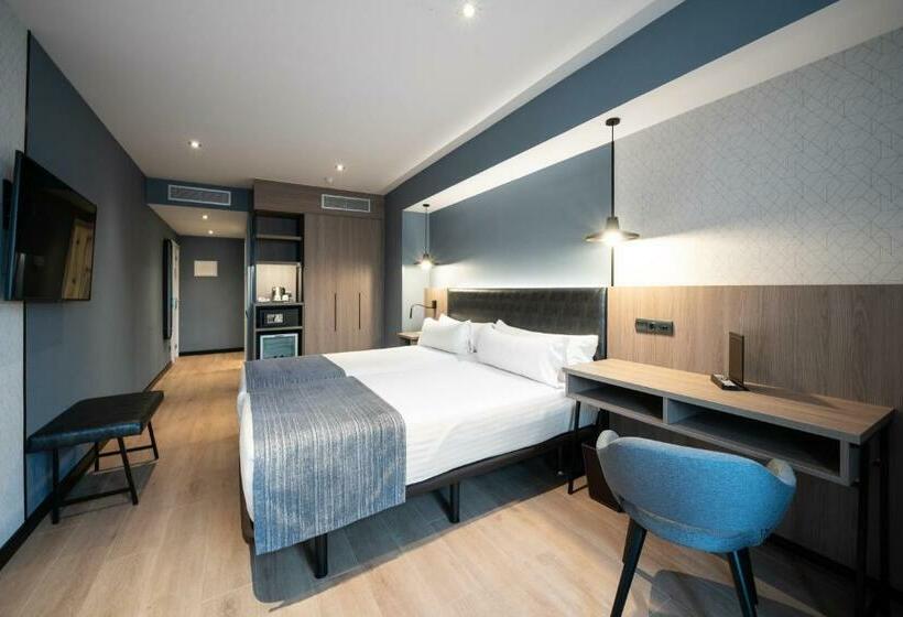 Premium Zimmer, Catalonia Atenas