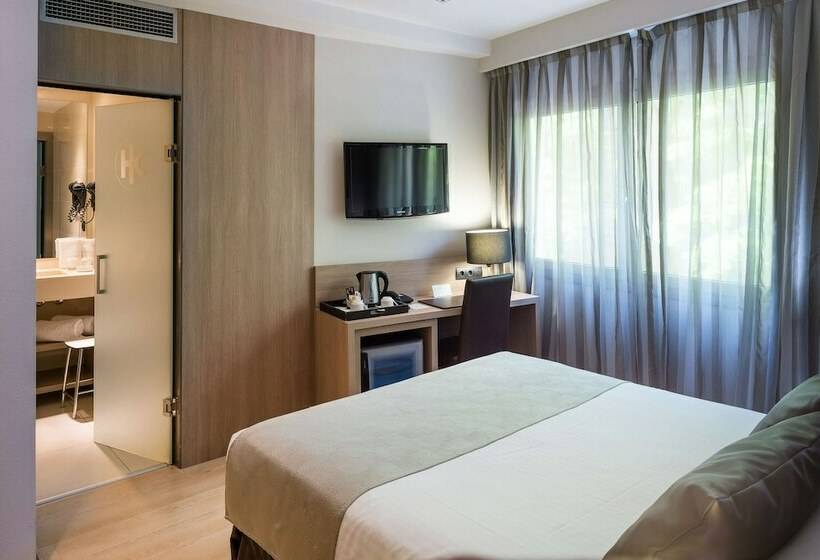 Premium Zimmer, Catalonia Atenas