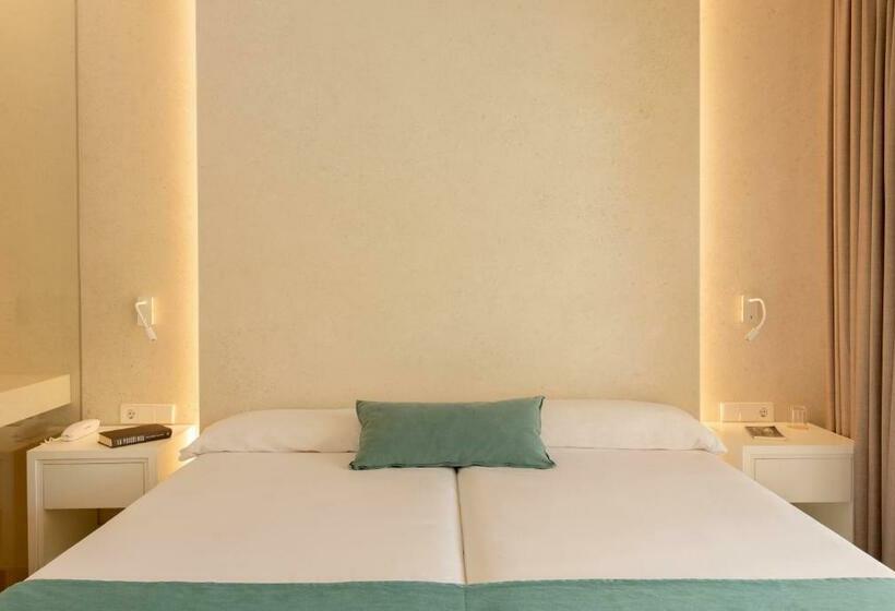 سوییت جونیور, Bordoy Cosmopolitan