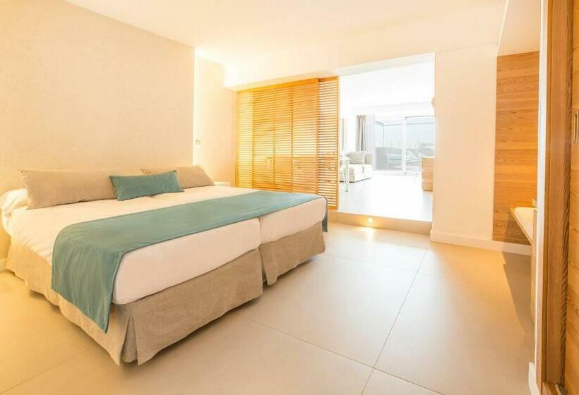 سوییت جونیور سوپریور, Bordoy Cosmopolitan