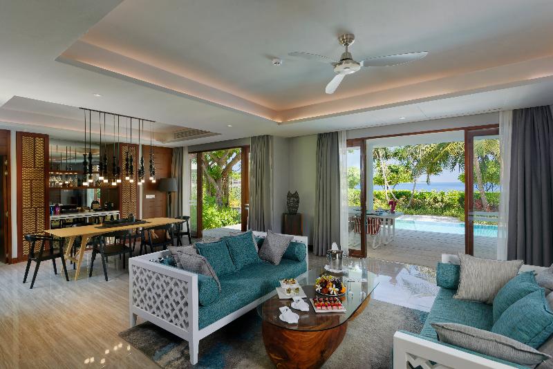 اتاق لوکس با چشم‌انداز دریا, Els Pins Resort & Spa   Emar Hotels