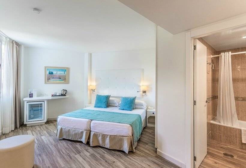 Полулюкс, Fergus Style Cala Blanca Suites