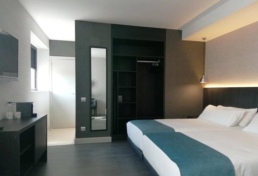 Quarto Estandar, Hg City Suites Barcelona