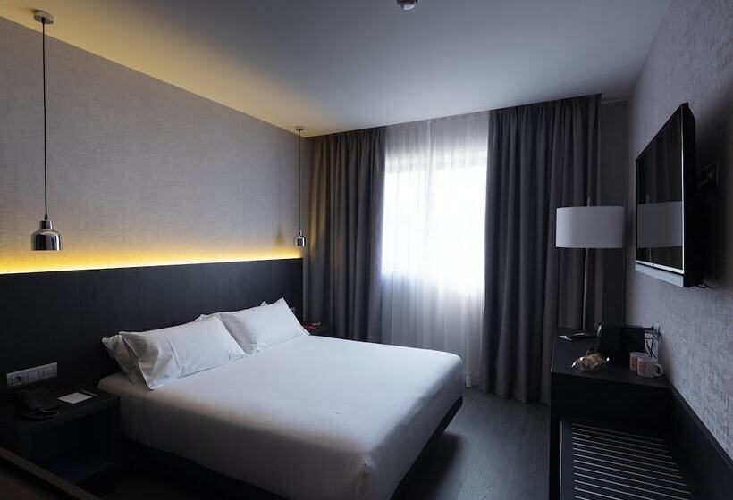 Quarto Estandar, Hg City Suites Barcelona