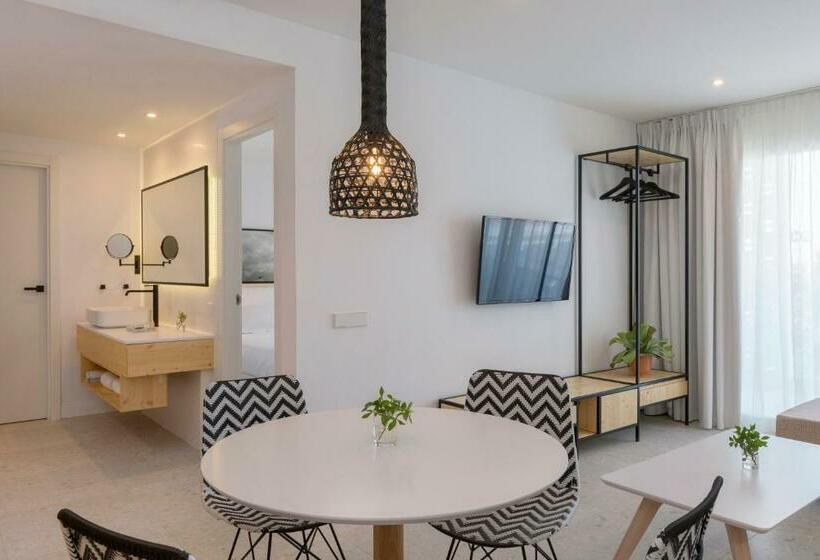 آپارتمان 1 خوابه با بالکن, Hm Ayron Park - Adults Only