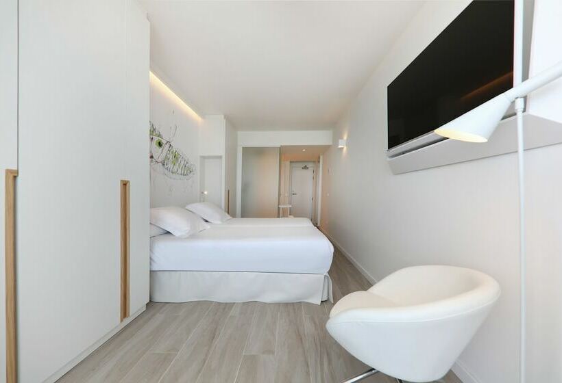 اتاق استاندارد با چشم‌انداز دریا, Iberostar Waves Bahía de Palma - Adults Only