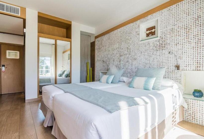 اتاق استاندارد با بالکن, Lux Isla