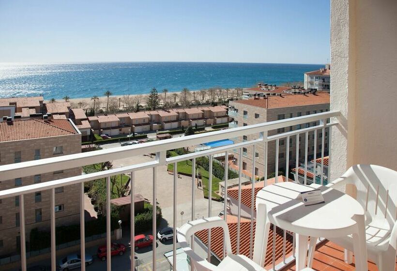 اتاق خانوادگی با چشم‌انداز دریا, Medplaya Hotel Santa Monica