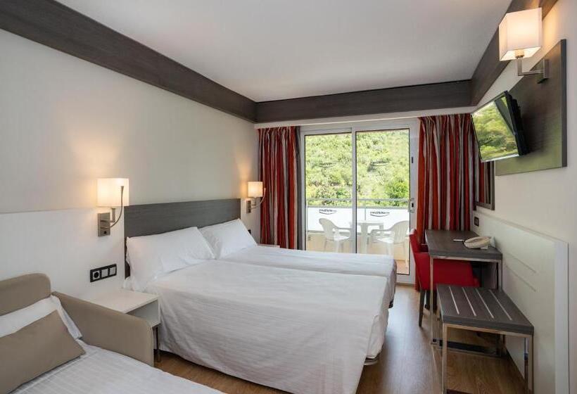 اتاق استاندارد با چشم‌انداز استخر, Medplaya Hotel Santa Monica