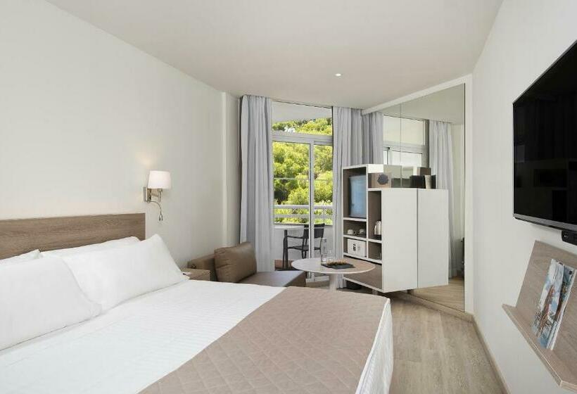 Standard Room with Views, Meliá Cala Galdana