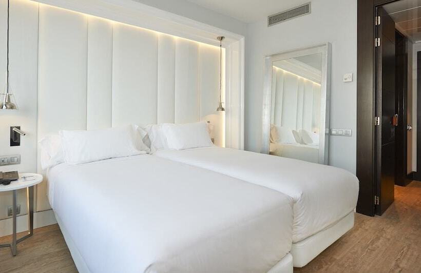 Quarto Superior, Nh Collection Barcelona Gran  Calderon