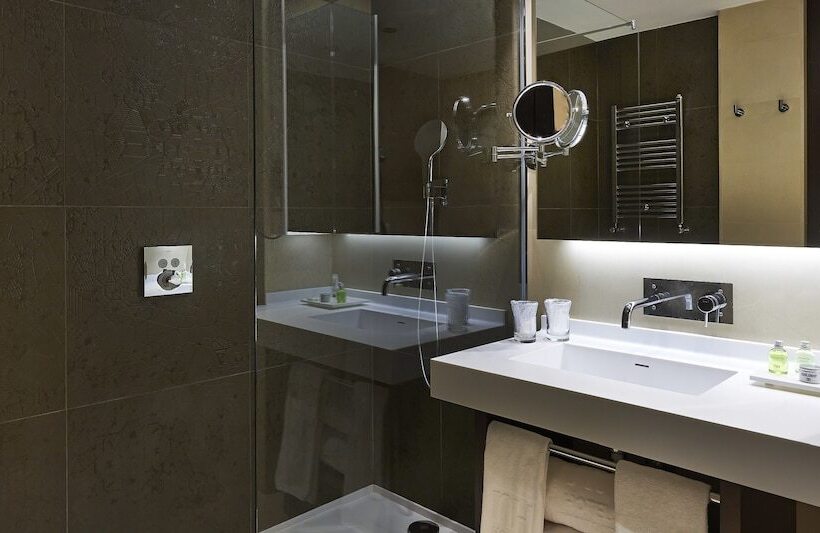 Premium room with view, NH Collection Barcelona Gran Hotel Calderon