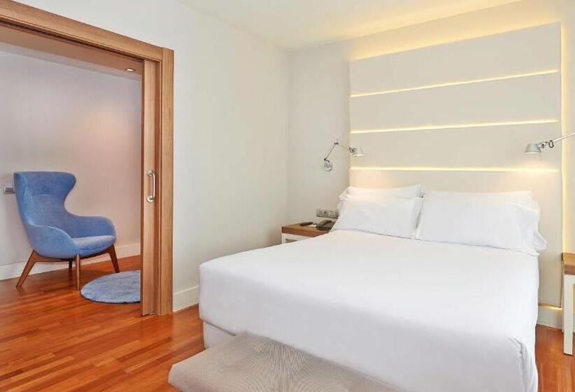 Superior Room with Views, Nh Les Corts