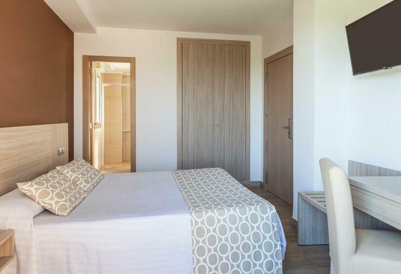 Standard Single Room, Olympia Ronda Ii