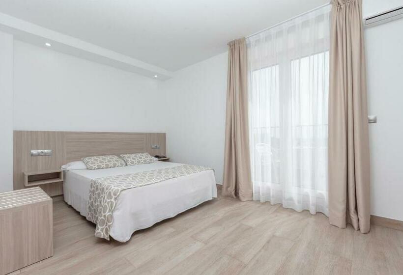 Quarto standart com terraça, Olympia Ronda Ii