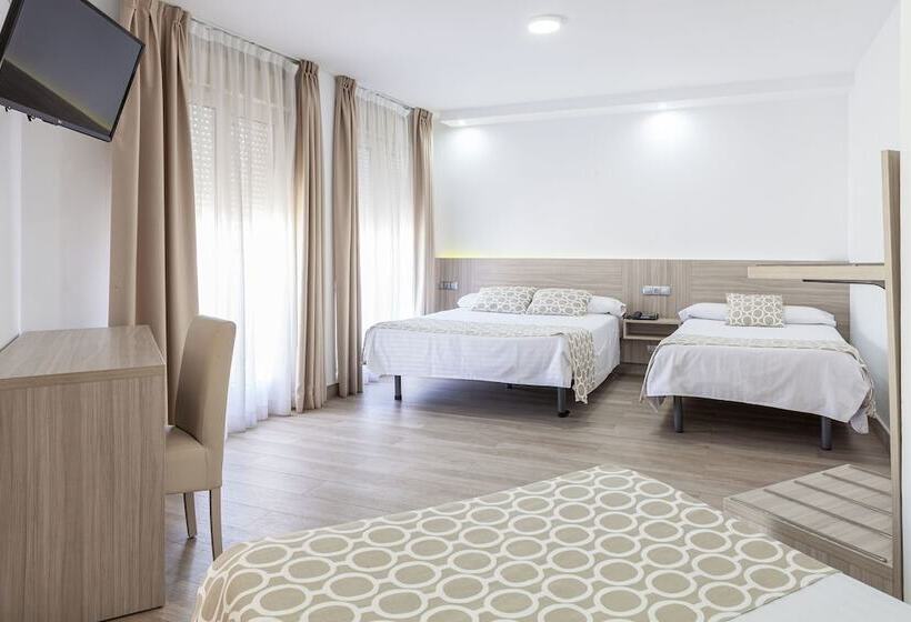 اتاق استاندارد چهار تخته, Olympia Ronda Ii