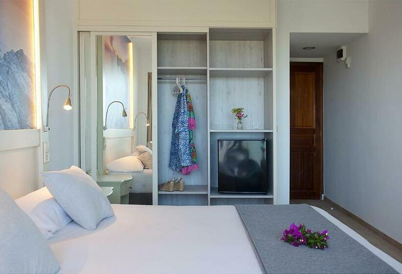 Standard Room with Balcony, Zero Drach del Mar