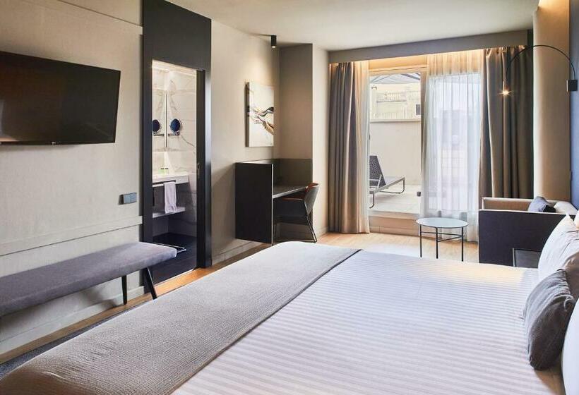 Superior Room with Terrace, Silken Ramblas