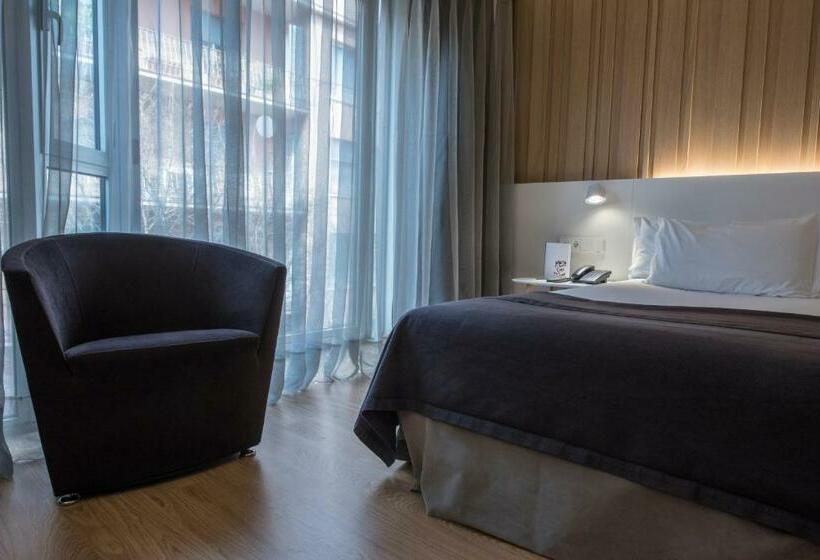 Standard Room, Silken Ramblas