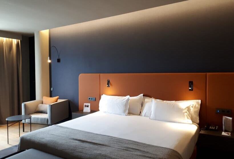 Superior Room with Terrace, Silken Ramblas