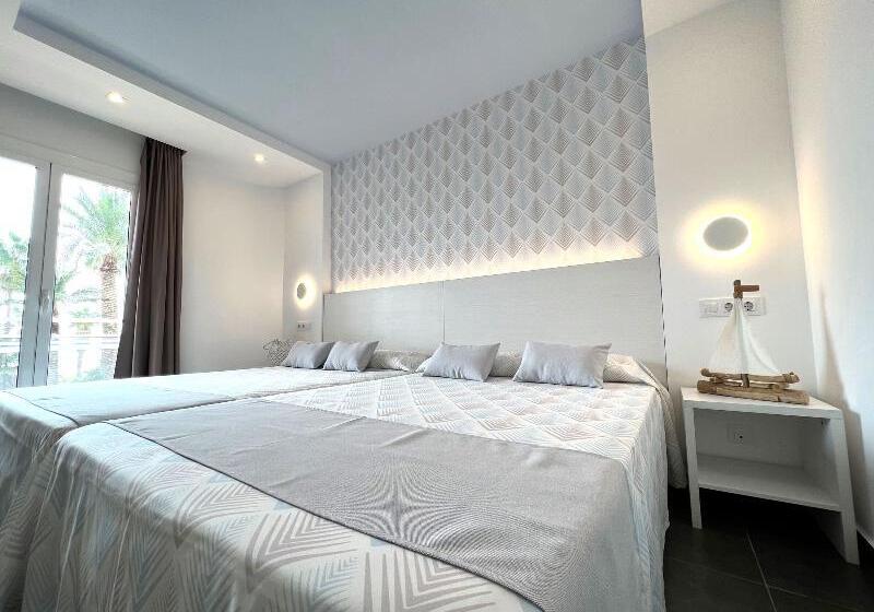 اتاق استاندارد, Sorra Daurada Splash