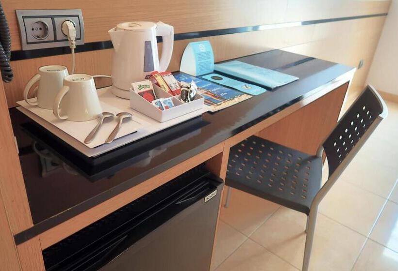 اتاق راحتی سه تخته, Sumus Monteplaya & Spa 4* Sup - Adults Only