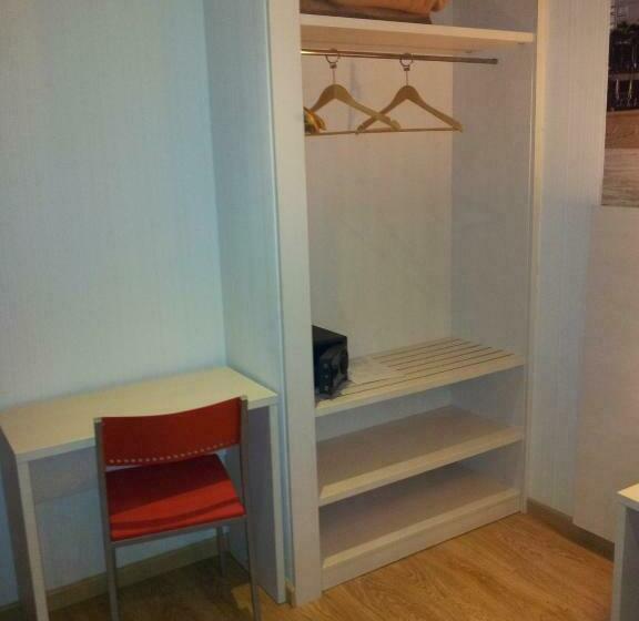 Chambre Standard avec Balcon, Transit